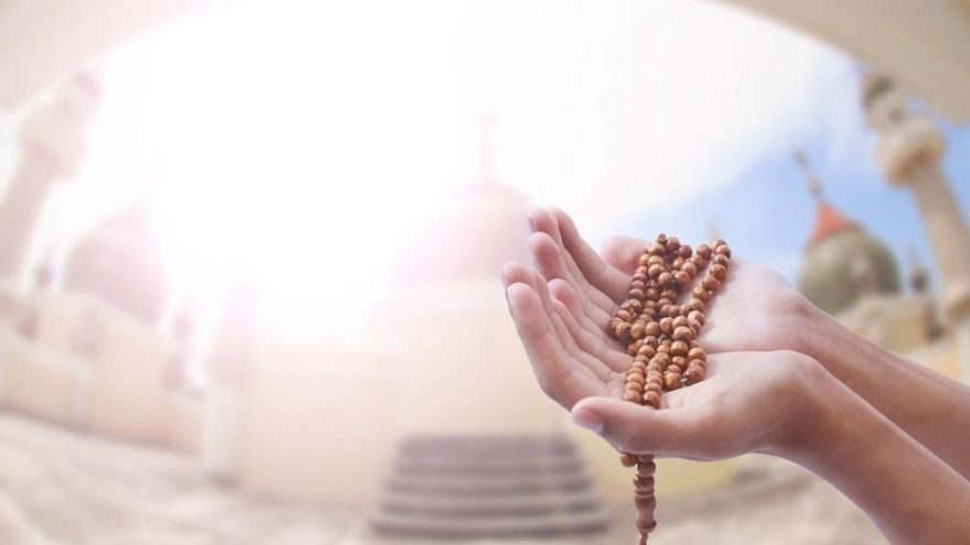 24 Nisan İzmir iftar vakti! İzmir iftar saati kaçta? 2020 Diyanet İzmir imsakiyesi