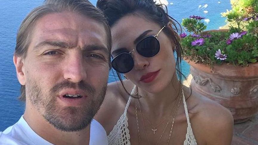 Caner Erkin’den Şükran Ovalı’ya: Her şeyimsin