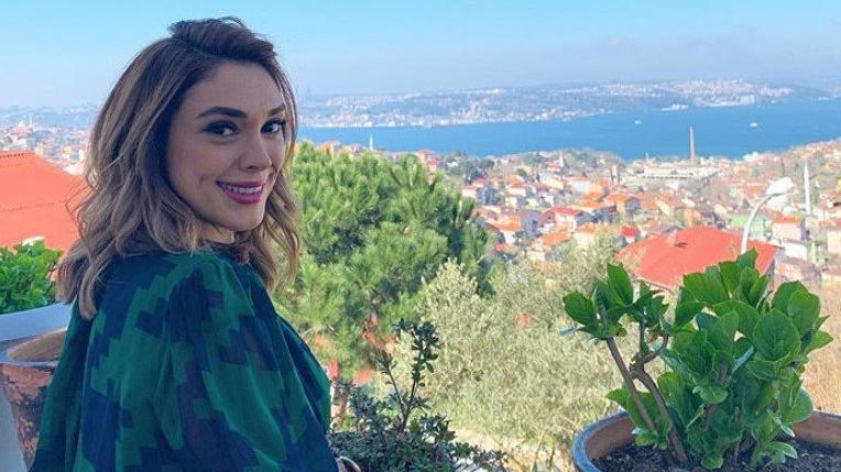 Zuhal Topal ve kızının pazar eğlencesi