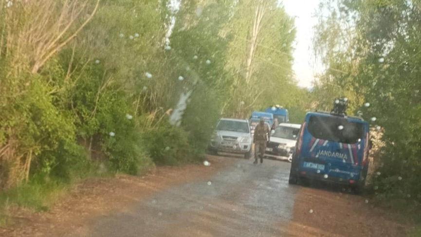 Annesi, kardeşi ve yengesine kurşun yağdırdı