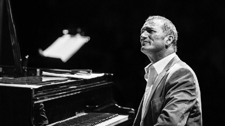 ‘Evden Açıklamalı Solo Konserler’ ile pazar keyfi