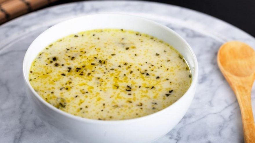 Ayran aşı çorbası tarifi: Ayran aşı çorbası nasıl yapılır? Nefis ayran aşı çorbası için gerekli malzemeler…