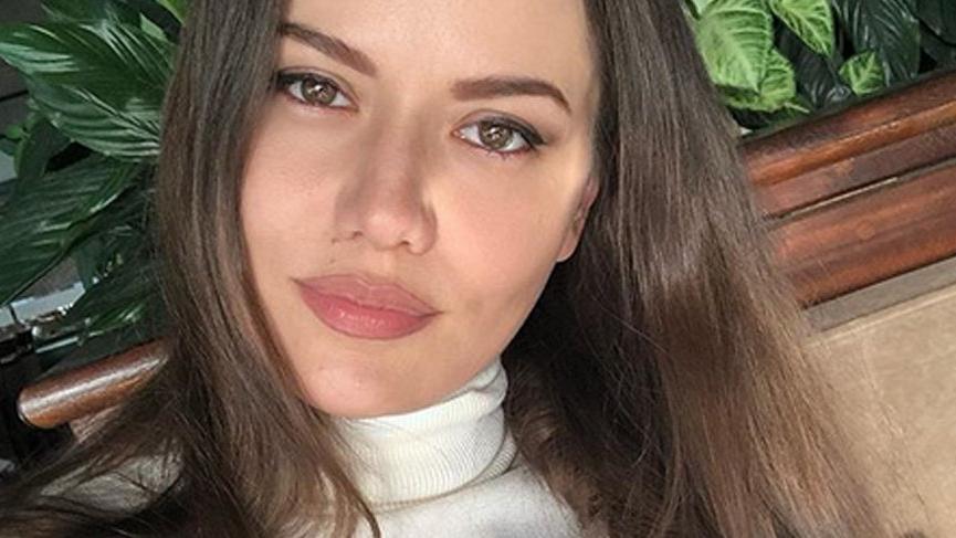 Fahriye Evcen’in Anneler Günü mesajı