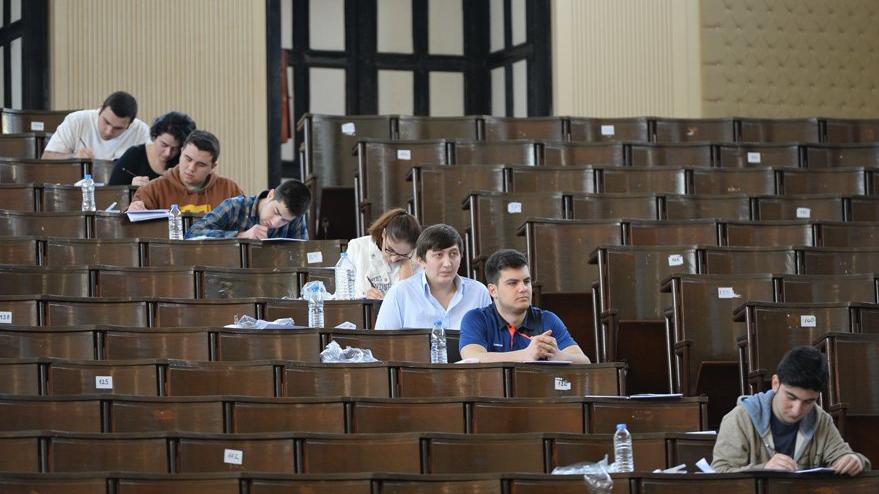 Yks De Baraj 10 Puan Dustu Sinav 30 Dakika Uzadi Sozcu Gazetesi