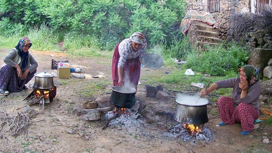 Corona virüsü salgını ‘Ülüş’ geleneğini tekrar canlandırdı