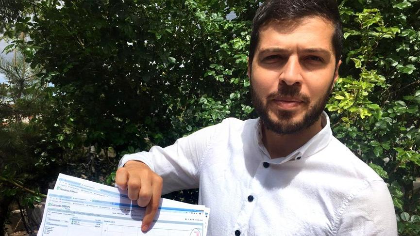 Hesabına yanlışlıkla 100 bin dolar yatırıldı, başına gelmeyen kalmadı