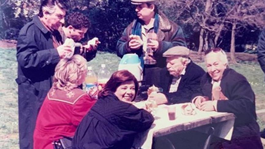 Özlenen dizi Bizimkiler’den nostaljik paylaşım
