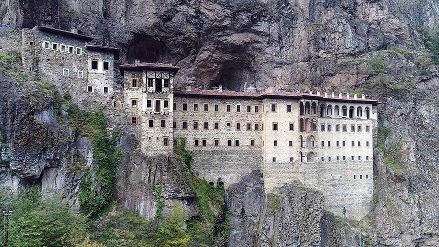 Sümela Manastırı’ndaki restorasyon çalışmaları tekrar başladı