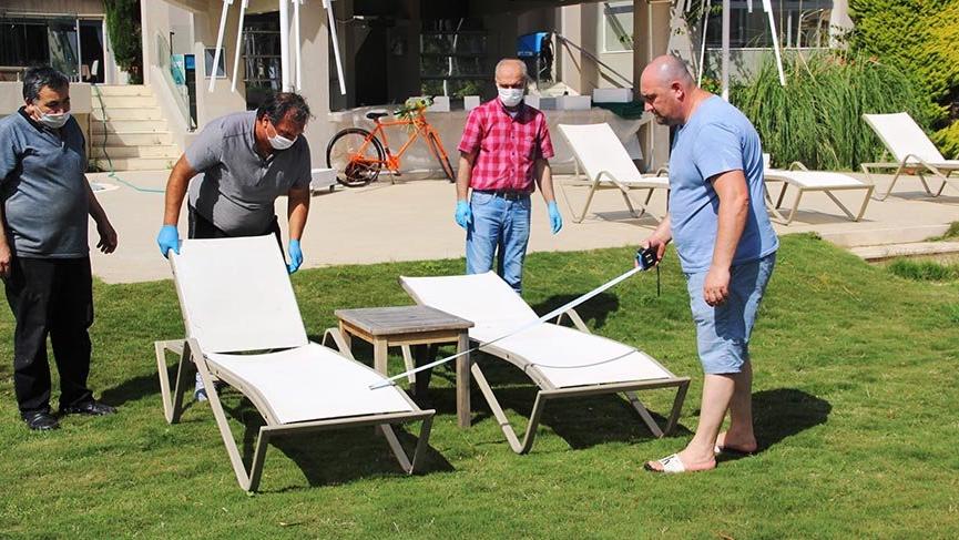 Otellerde sosyal mesafe ölçümleri yapılıyor