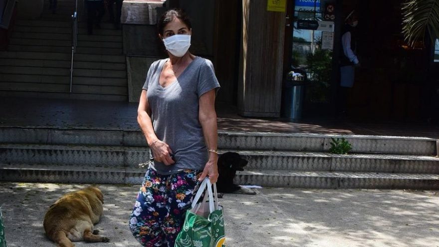Derya Tuna alışverişte görüntülendi