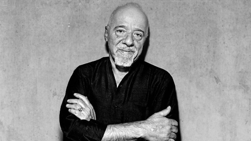 Ünlü yazar Paulo Coelho’dan Türkçe mesaj