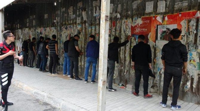 İstanbul’da ‘yok artık’ dedirten olay Polis cezalarını kesti Son