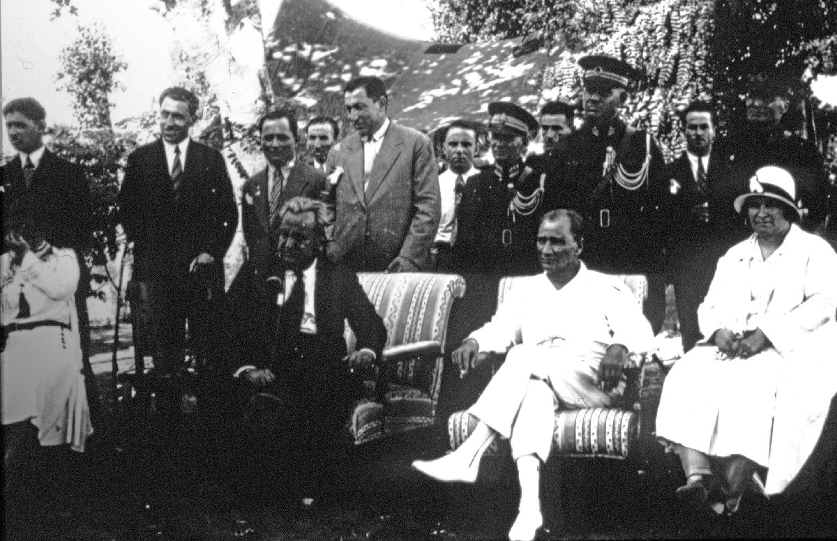Ataturk Resimleri