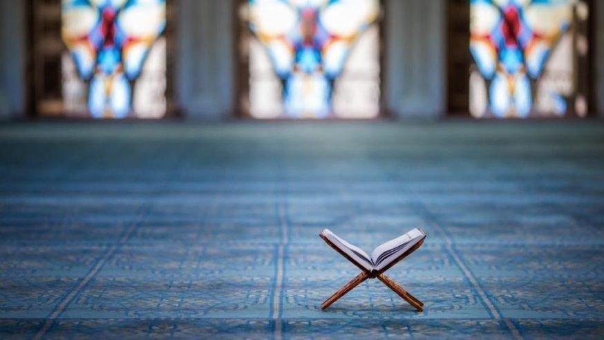 * Gönüller bir olsun bu mübarek ayda düşüncelerimiz hem fikir olsun, hayırlara vesile olsun bu mutlu gün tüm Müslümanlara Ramazan Bayramı'nız mübarek olsun canım dostlarıma.