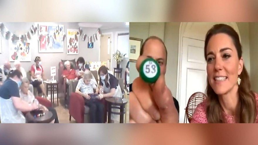 Prens William ve Kate, bakımevindeki yaşlılarla görüntülü bingo oynadı