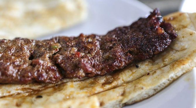 Nefis Adana kebabı tarifi Evde Adana kebabı nasıl yapılır? Adana