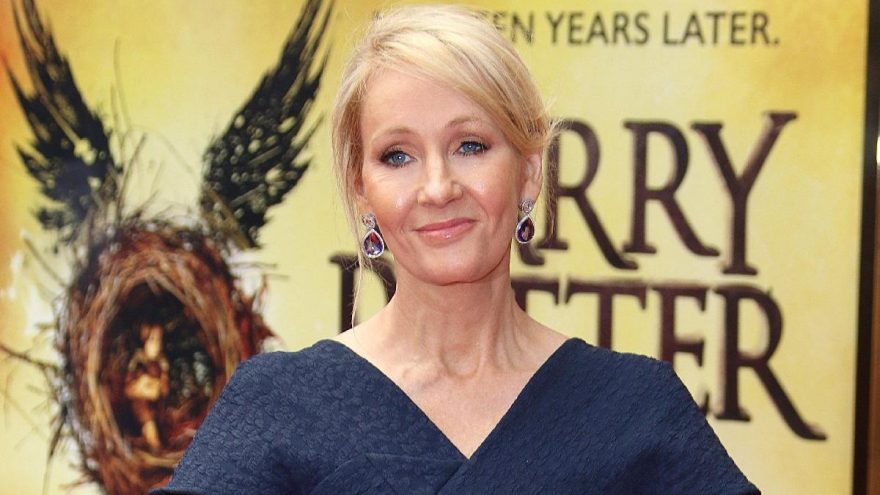 J.K. Rowling, yeni çocuk kitabını sanal ortamdan ücretsiz yayınlayacak