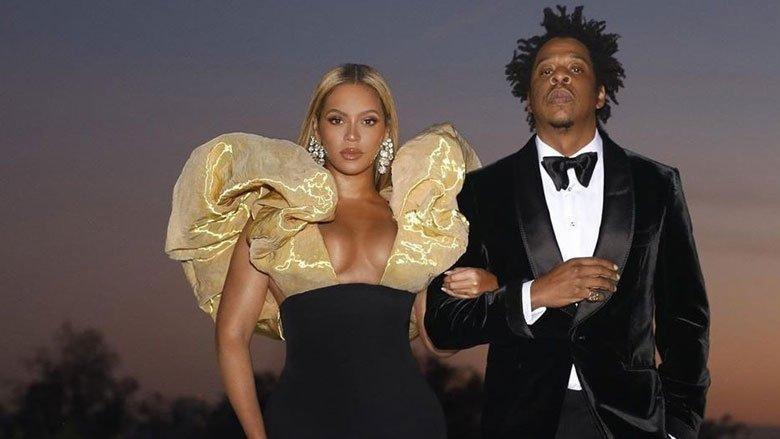 Beyonce, George Floyd için bir imza kampanyası başlatarak adalet istedi…