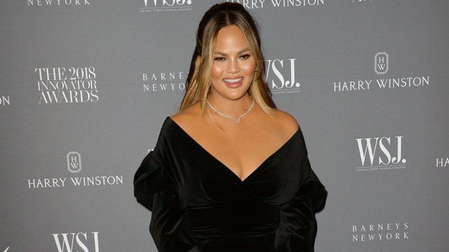 Chrissy Teigen George Floyd Gosterilerinde Tutuklananlari Kefaletle Cikariyor Guncel Yasam Haberleri