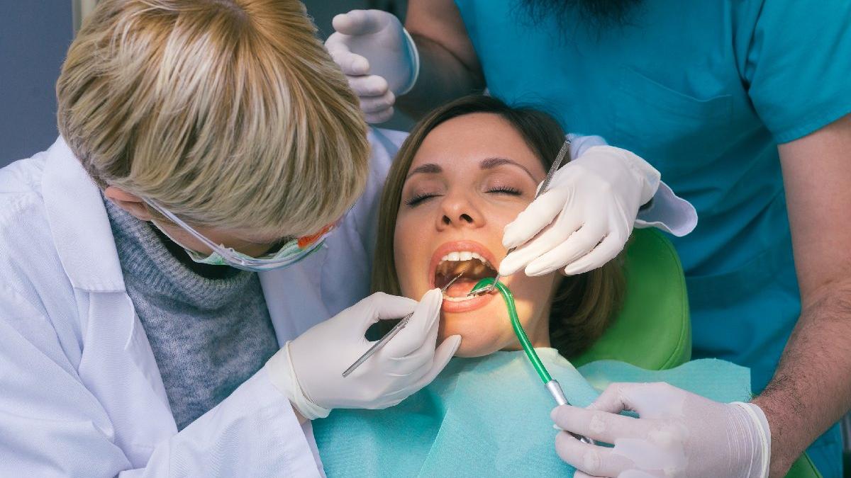 dis hastaneleri acildi mi iste