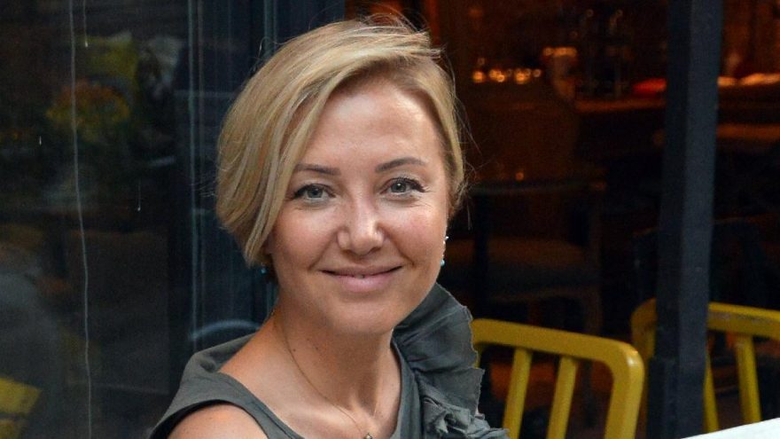 Berna Laçin: Protesto fotoğraflarında corona görüyorum