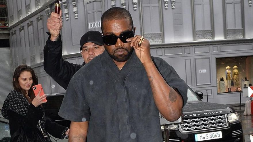 Kanye West eski korumasını 10 milyon dolarlık dava ile tehdit etti