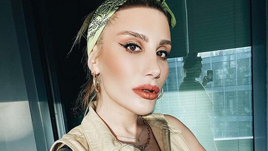 İrem Derici, müziği bıraksın diye gönderilen paraları…