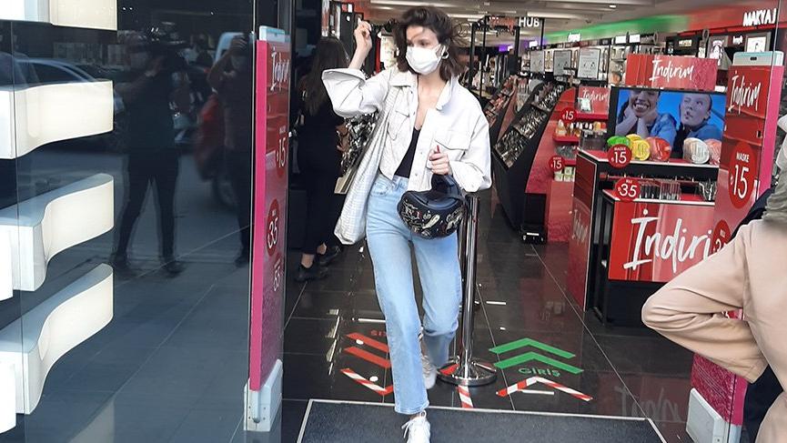 Büşra Develi: Daha dışarı alışamadım