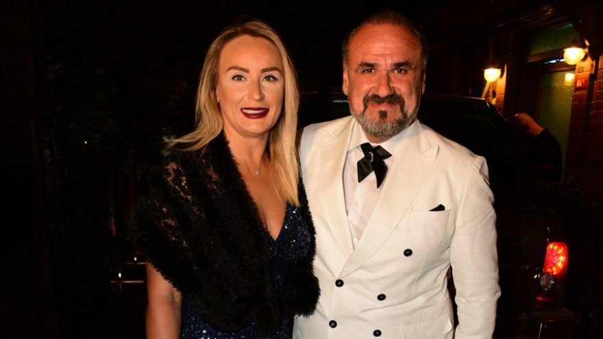 Hakan Aysev’in altıncı evliliği de yürümedi, çift boşanıyor
