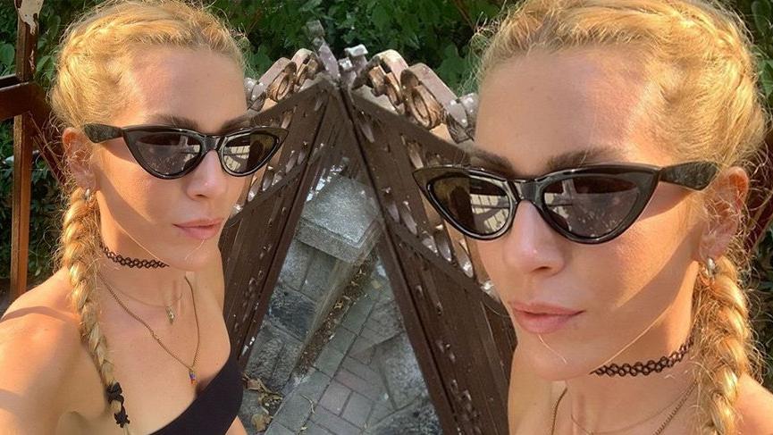 Sinem Kobal’dan güneşli selfie