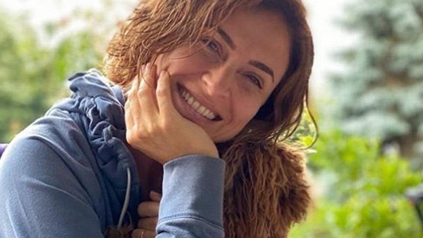 Ceyda Düvenci’den gülümsemenin önemi üzerine satırlar
