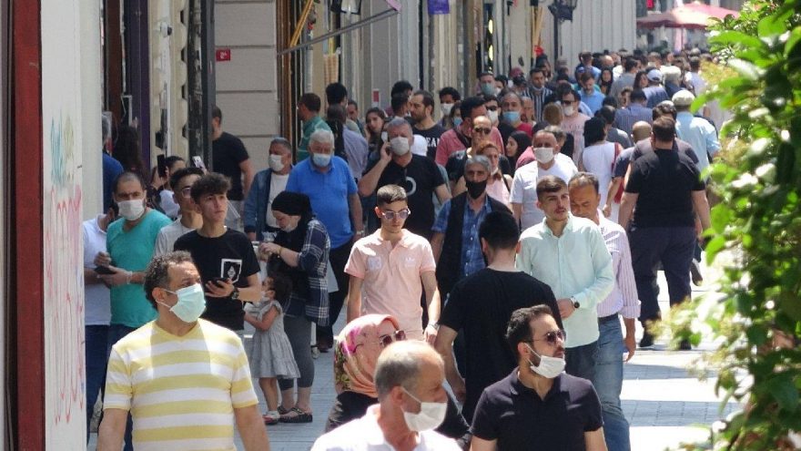 TTB’den Prof. Dr. Adıyaman: Büyük şehirlerde neden maske takma zorunluluğu yok?