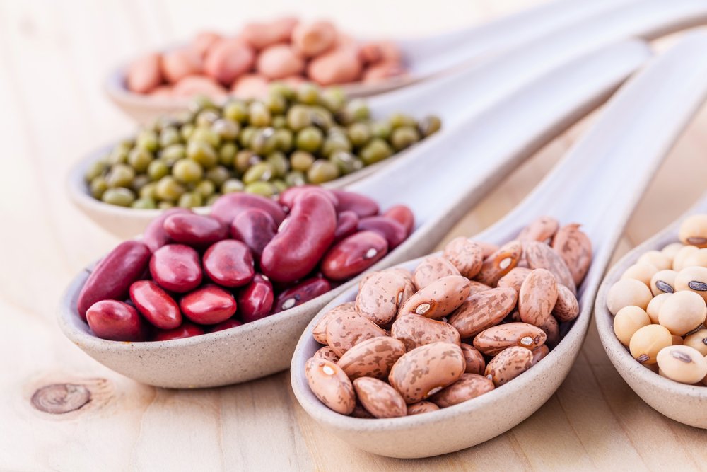 Baklagiller: Mercimek, börülce, yeşil bezelye ve yeşil fasulye, vücudumuzun besinleri ve vitaminleri emmesine yardımcı olan harika bir çinko kaynağıdır. Baklagiller ayrıca büyük bir protein kaynağıdır.