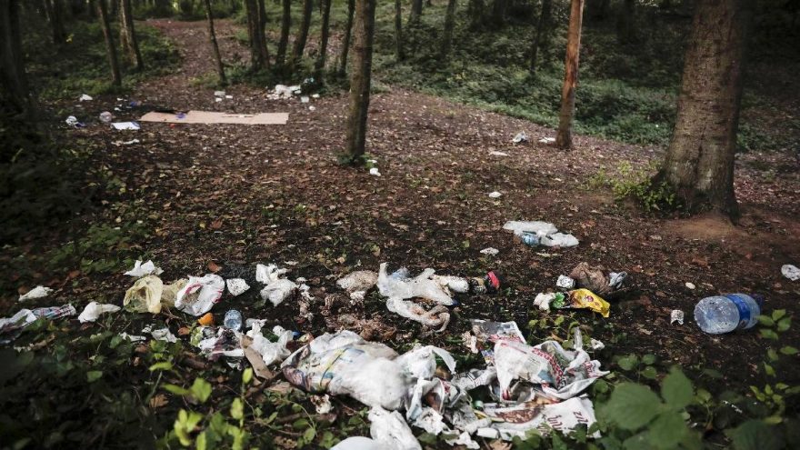 Belgrad Ormanı’nı çöplüğe çevirdiler