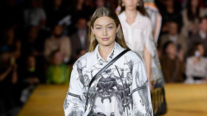 Burberry eylülde gerçekleşecek defilenin detaylarını verdi