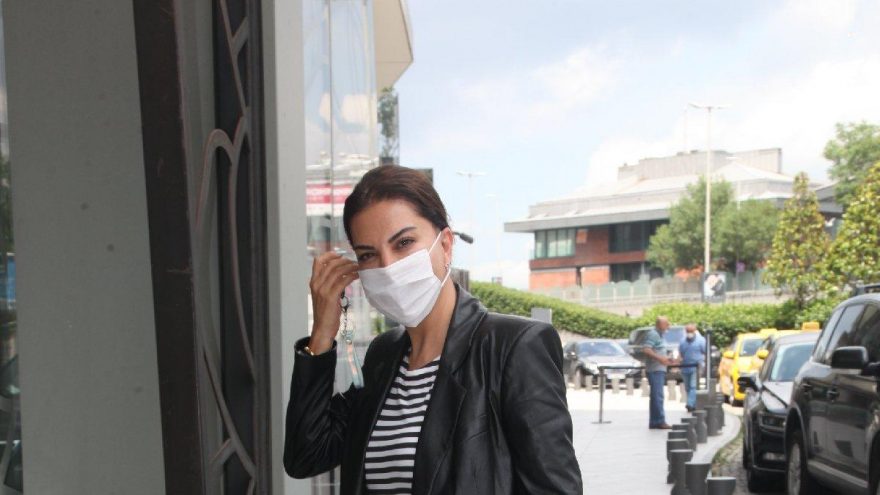 Ebru Yaşar kurallara uydu