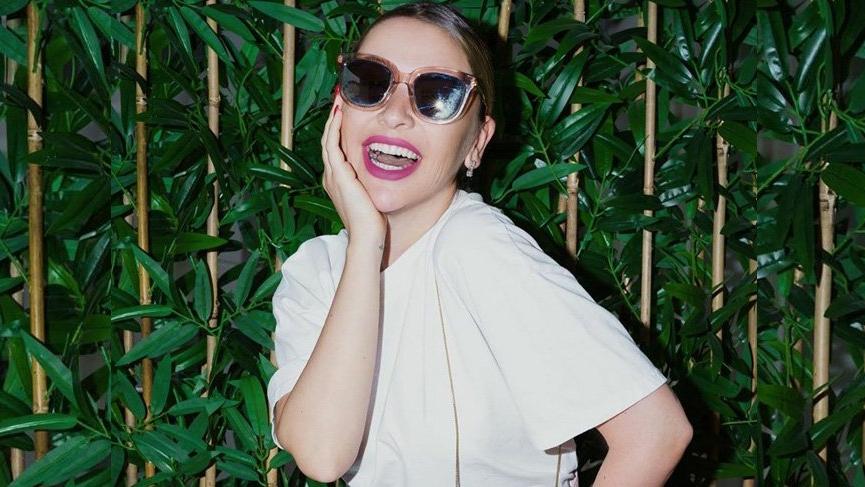 Fendi koleksiyonunu Türkiye’den ilk olarak Hadise giydi