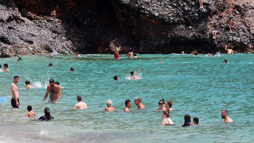 Alanyalı turizmci, ağustosta hareketliliğin artmasını bekliyor
