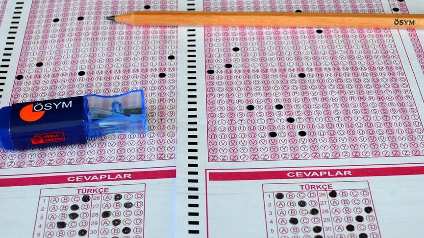 Öğrenciler YKS’den 30 dakika erken çıkarıldı iddiası!