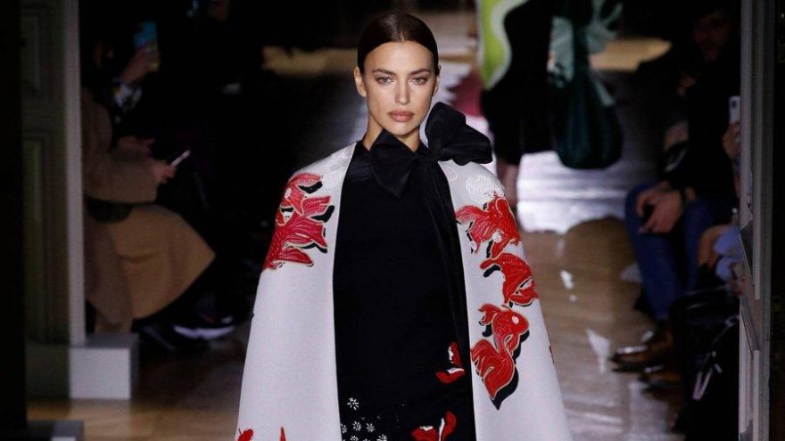 Valentino, hem fiziksel hem de dijital olarak couture gösterisi yapacak