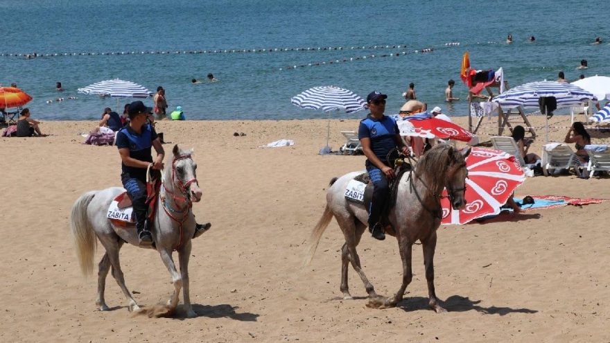 Riva atlı zabıtalara emanet