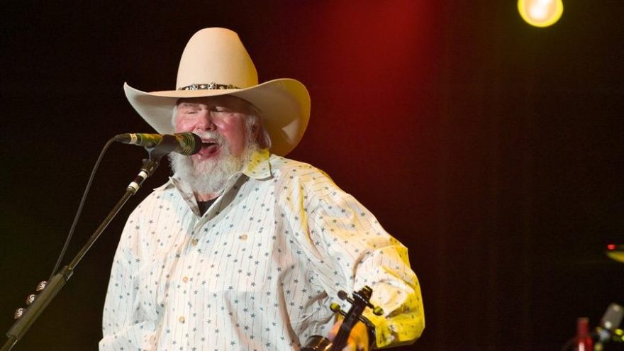 Ünlü müzisyen Charlie Daniels hayatını kaybetti