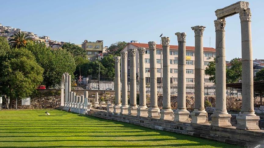 1800 yıllık İzmir Agorası