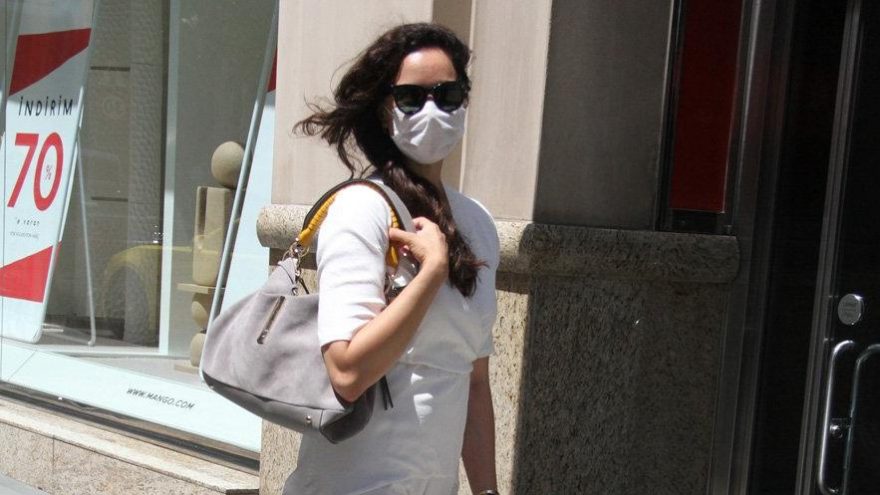 Azra Akın: Sosyal sorumluluk projeleri huzur veriyor