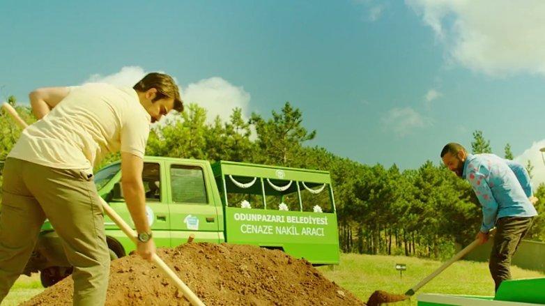 Cenaze İşleri filmi konusu ne? Cenaze İşleri oyuncuları kimler?