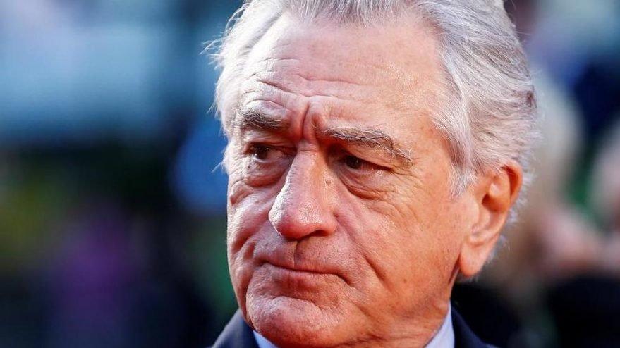 Robert De Niro, hükümetin başlattığı maaş koruma programına başvurdu