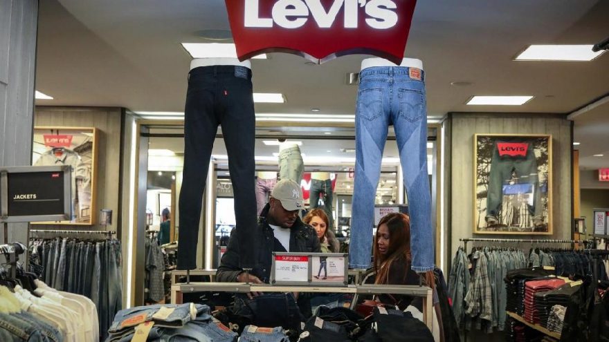 Levi’s’ın satışları yüzde 62 düştü
