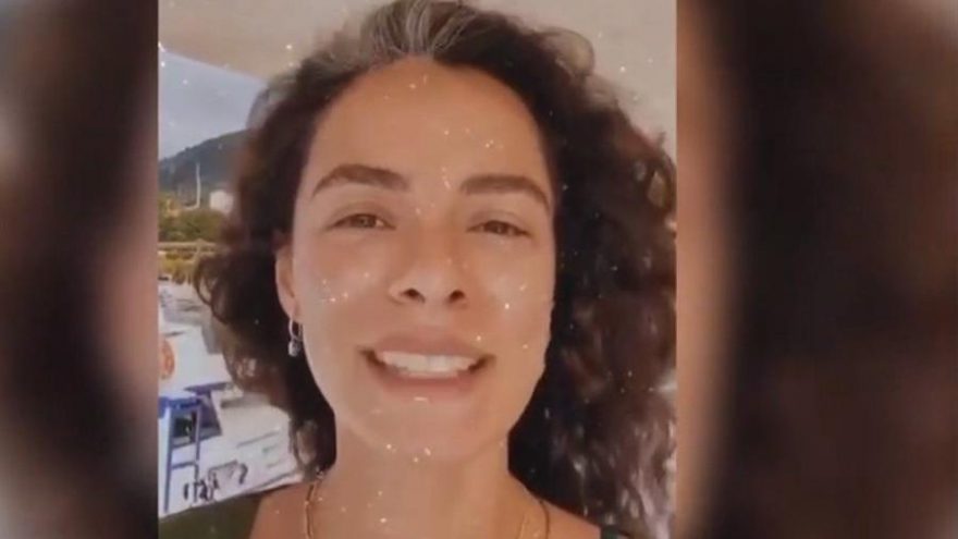 Özge Özpirinçci Kadın dizisinin tanıtımını İspanyolca olarak yaptı