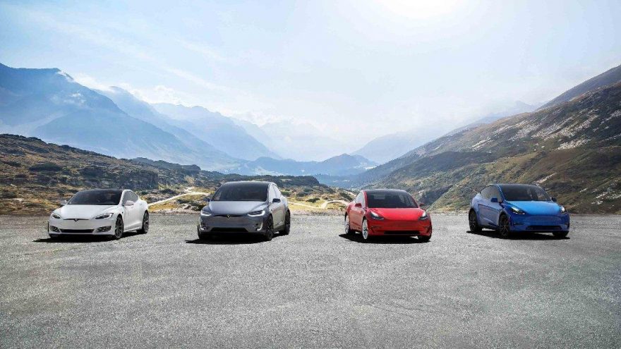 Tesla 5. seviye otonom sürüşe çok yakın!