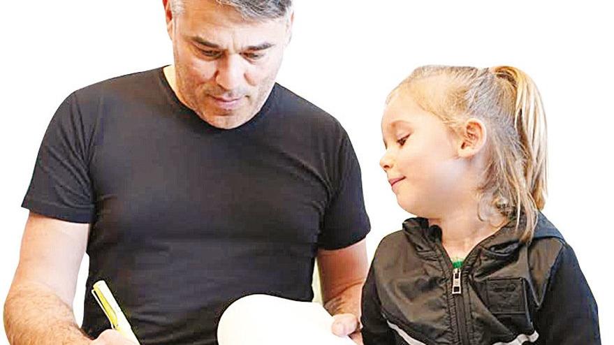 ‘Kahramanım Atatürk’ü bekliyorum